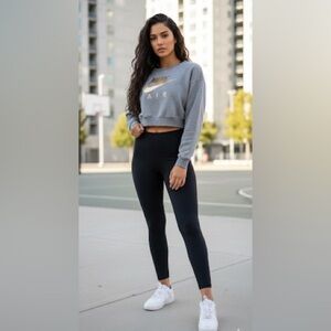 NIKE AIR Gold Foil Cropped XS Zipper Back